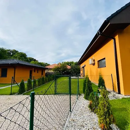 Apartmanove Kaja, Niko, Simi *