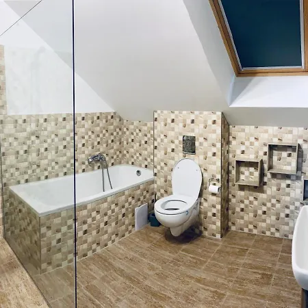 Apartmánové Kaja, Niko, Simi Prázdninový dům Veľký Meder