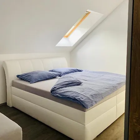 Dom wakacyjny Apartmanove Kaja, Niko, Simi