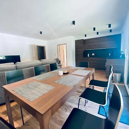 Apartmánové Kaja, Niko, Simi *