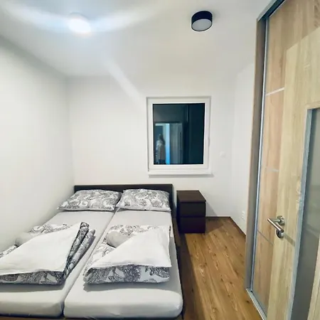 Apartmanove Kaja, Niko, Simi 펜션