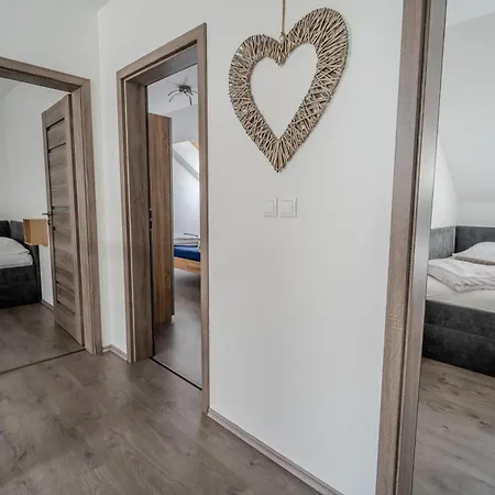 Apartmanove Kaja, Niko, Simi Tatil Evi Veľký Meder