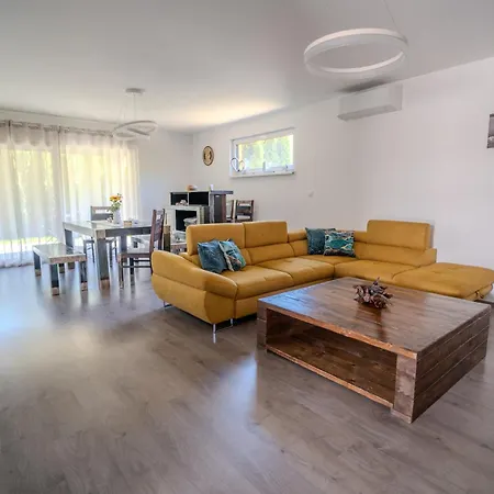 Apartmanove Kaja, Niko, Simi Veľký Meder