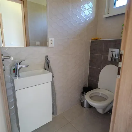 Apartmanove Kaja, Niko, Simi Tatil Evi *